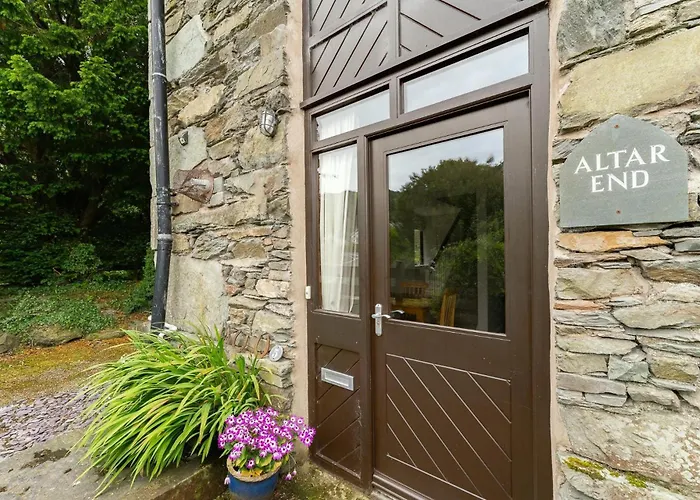 Altar End 安布尔塞德